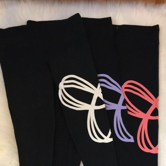 Three Tna leggings - Picture 2 of 3